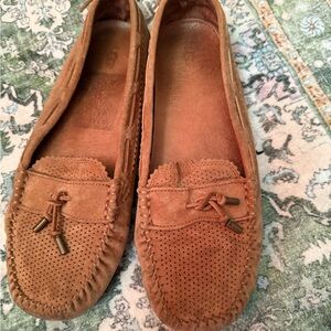 Women's Tan Moccasins